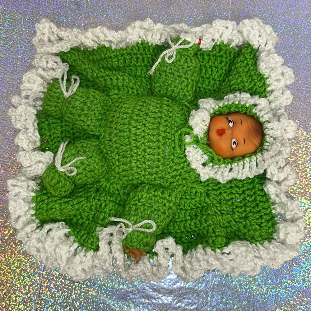 Vintage Crochet Doll Bottle Green White Thumb Sucking Blanket Handmade - Picture 5 of 13